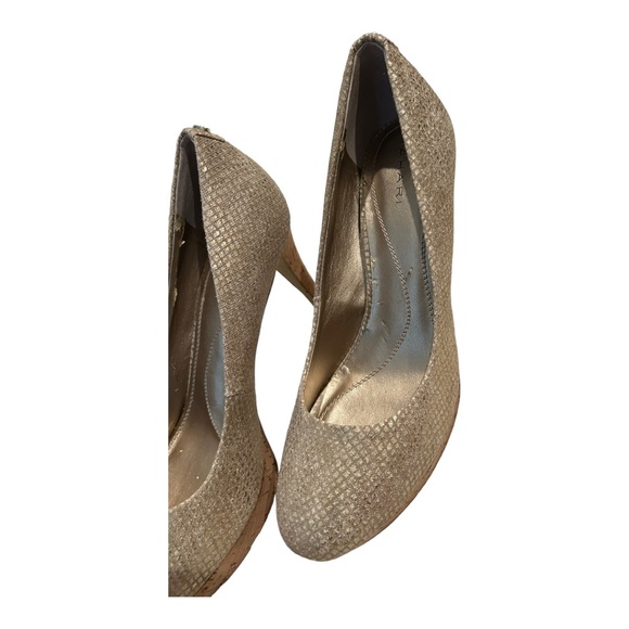 Tahiti Gold and Cork Snake Skin 3 Inch High Heels Shoes Size 10 - Picture 2 of 11